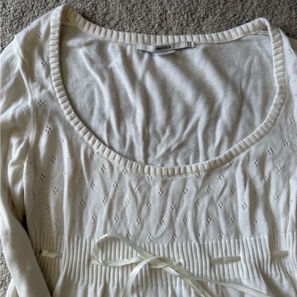 Urban outfitters/kimchi blue white babydoll sweater top with ribbon/bow tie - Picture 2 of 3